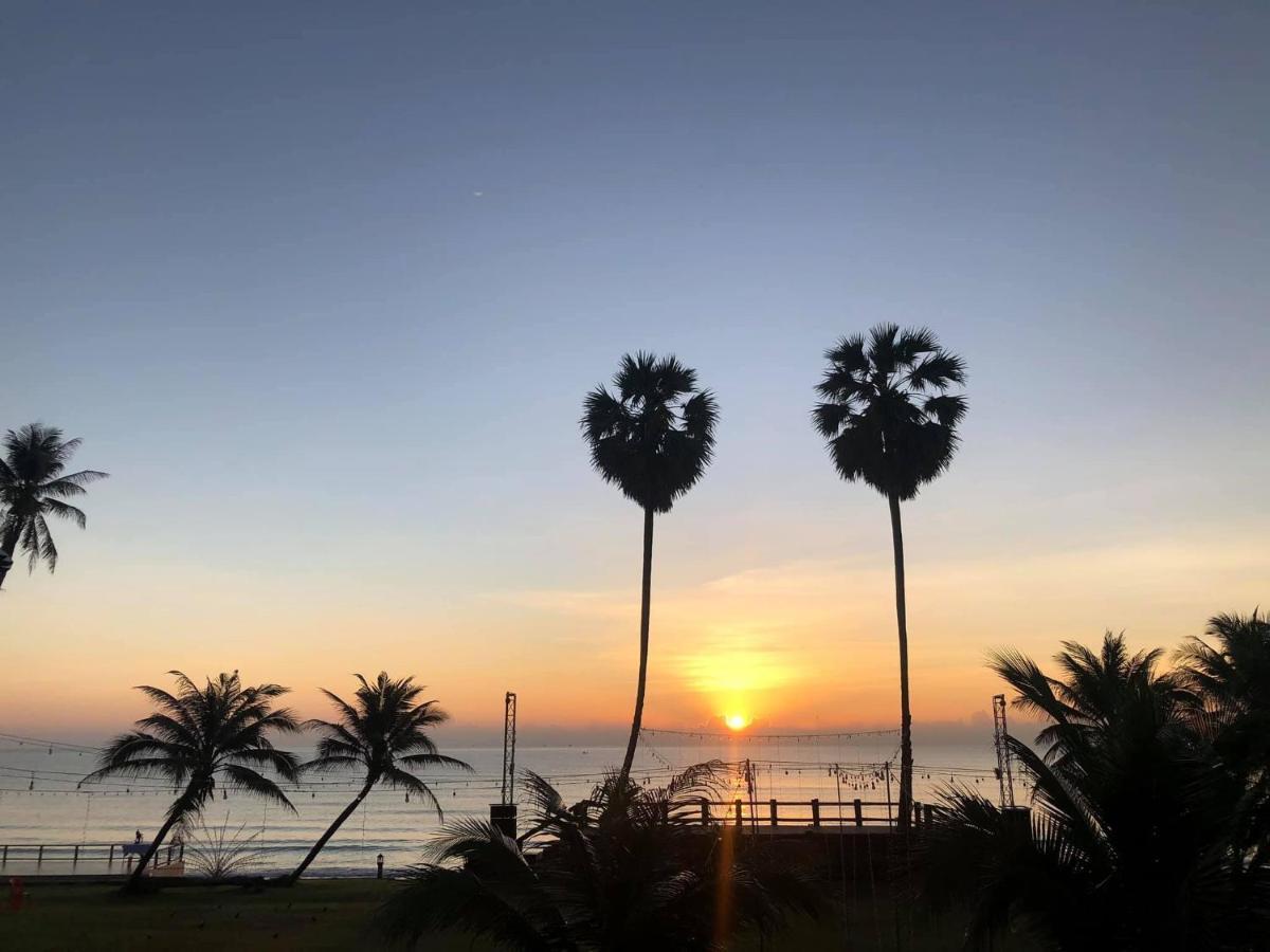 Ban Saithong Beach Resort Bang Saphan Noi Buitenkant foto