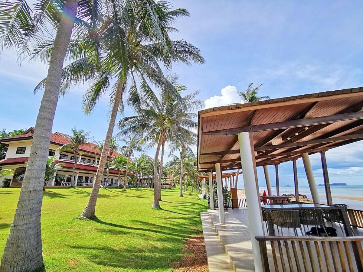 Ban Saithong Beach Resort Bang Saphan Noi Buitenkant foto
