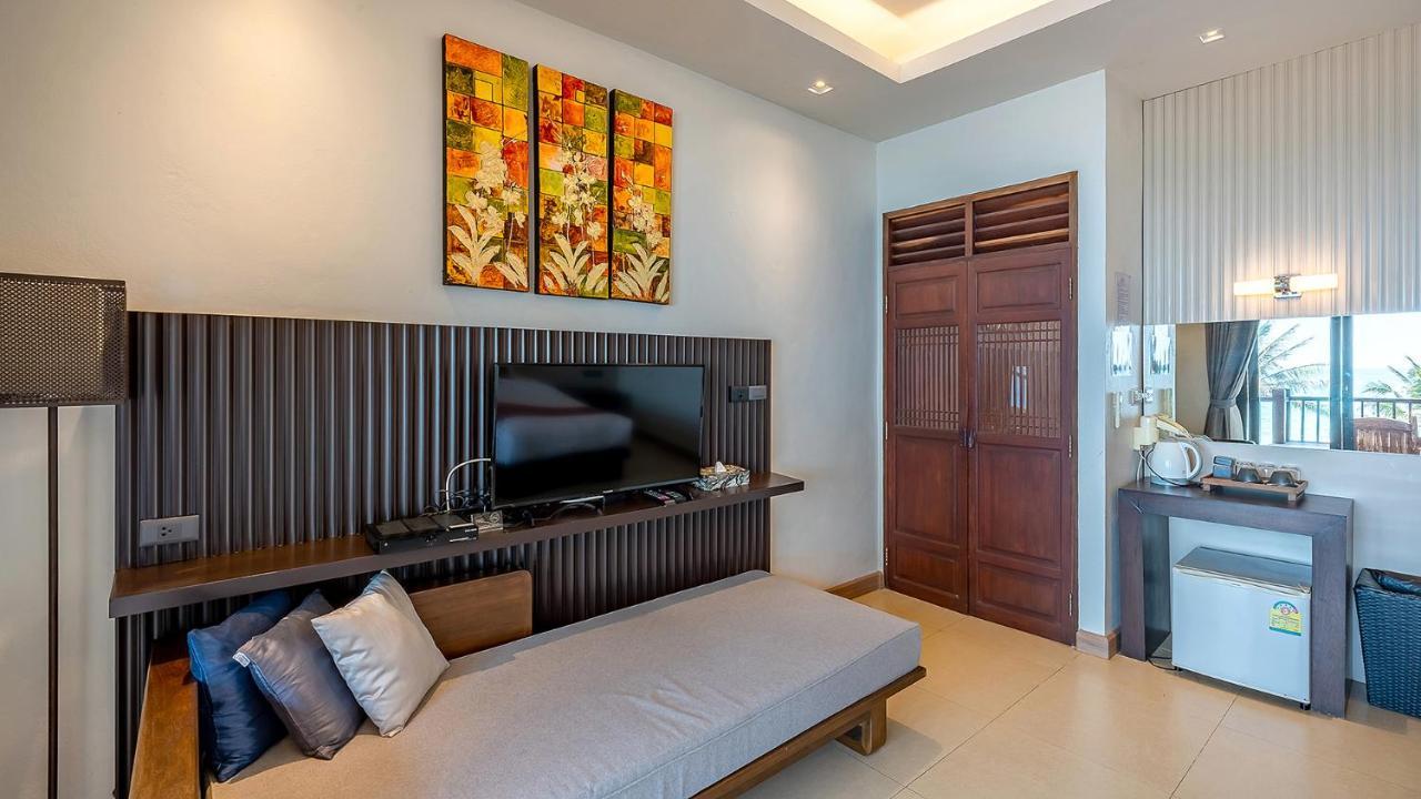 Ban Saithong Beach Resort Bang Saphan Noi Buitenkant foto