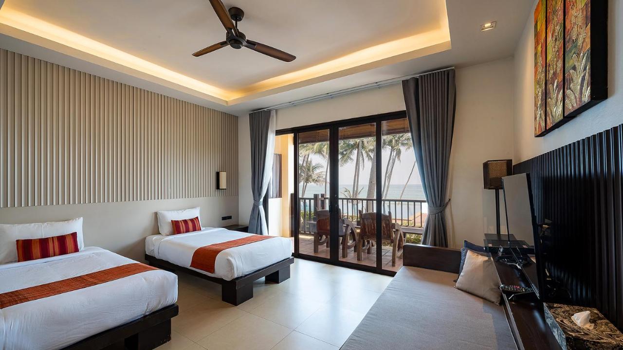Ban Saithong Beach Resort Bang Saphan Noi Buitenkant foto