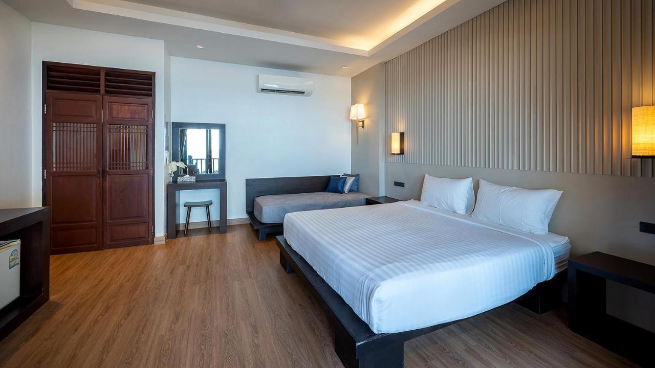 Ban Saithong Beach Resort Bang Saphan Noi Buitenkant foto