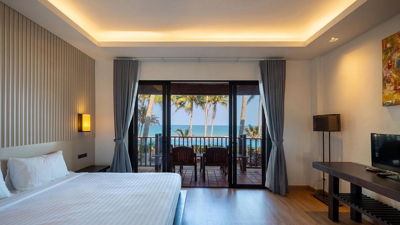 Ban Saithong Beach Resort Bang Saphan Noi Buitenkant foto