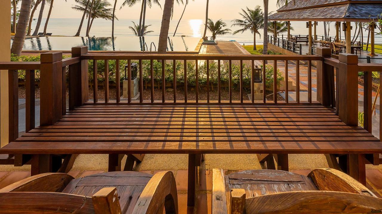 Ban Saithong Beach Resort Bang Saphan Noi Buitenkant foto