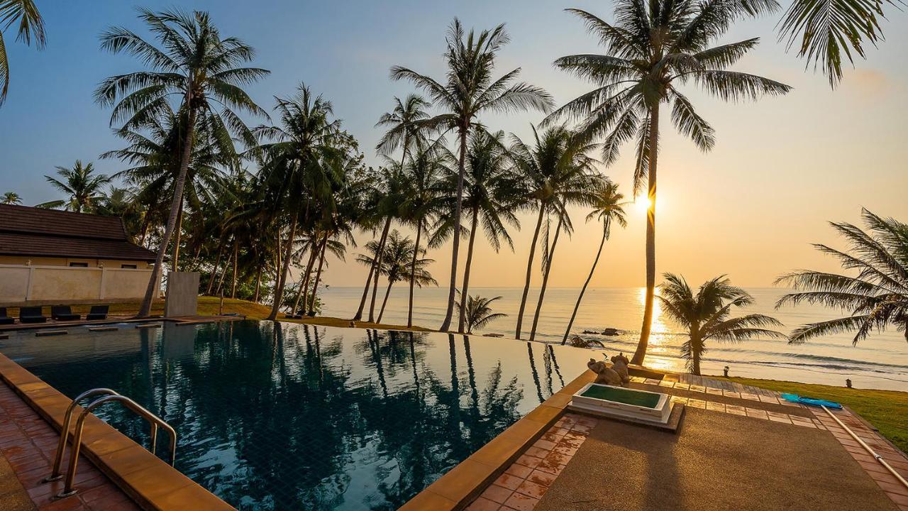 Ban Saithong Beach Resort Bang Saphan Noi Buitenkant foto