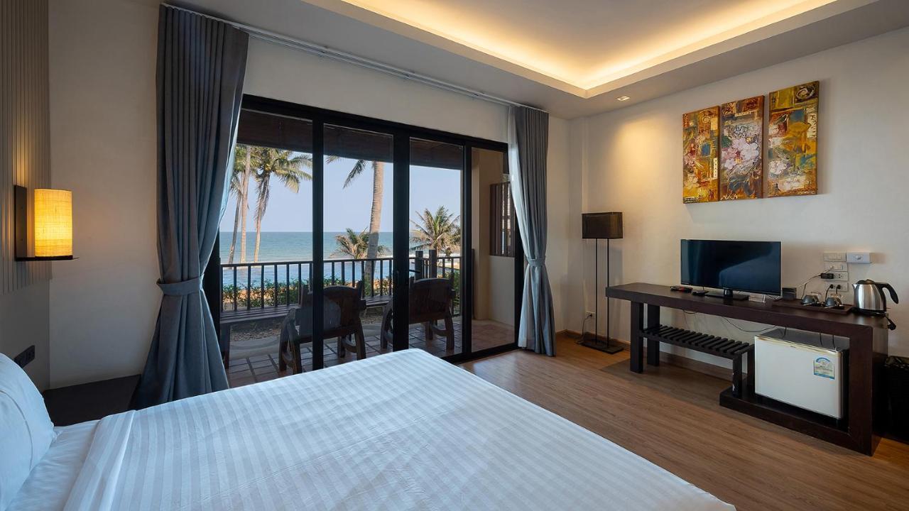 Ban Saithong Beach Resort Bang Saphan Noi Buitenkant foto